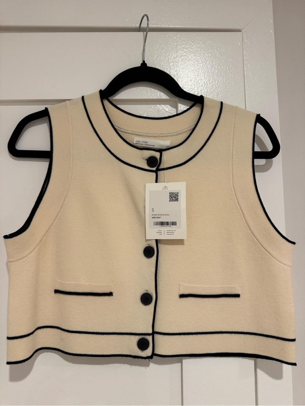 OAK + FORT Cream Sleeveless Button Vest with Black Trim